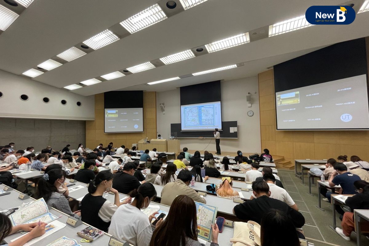 Lớp học hiện đại của trường đại học Josai Lớp học hiện đại của trường đại học Josai
