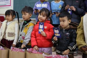 Chuyến thiện nguyện của New B tại Mầm non & Tiểu học Lũng Cao